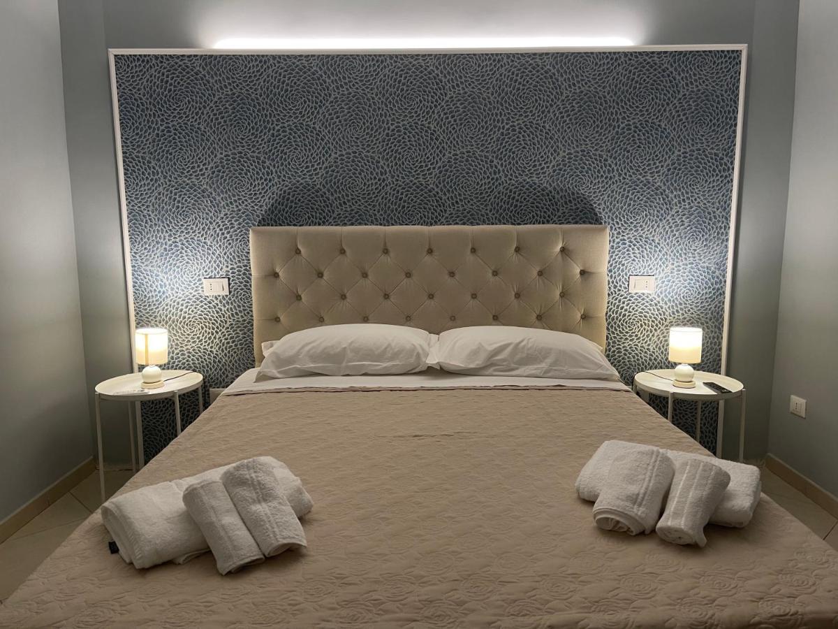 Minioto Rooms Noto Zewnętrze zdjęcie